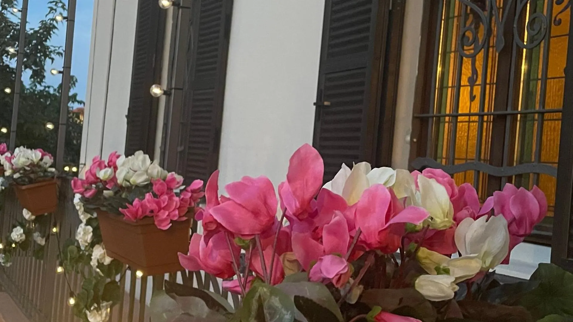 Villa Simona Malpensa 갈라라테 게스트하우스
