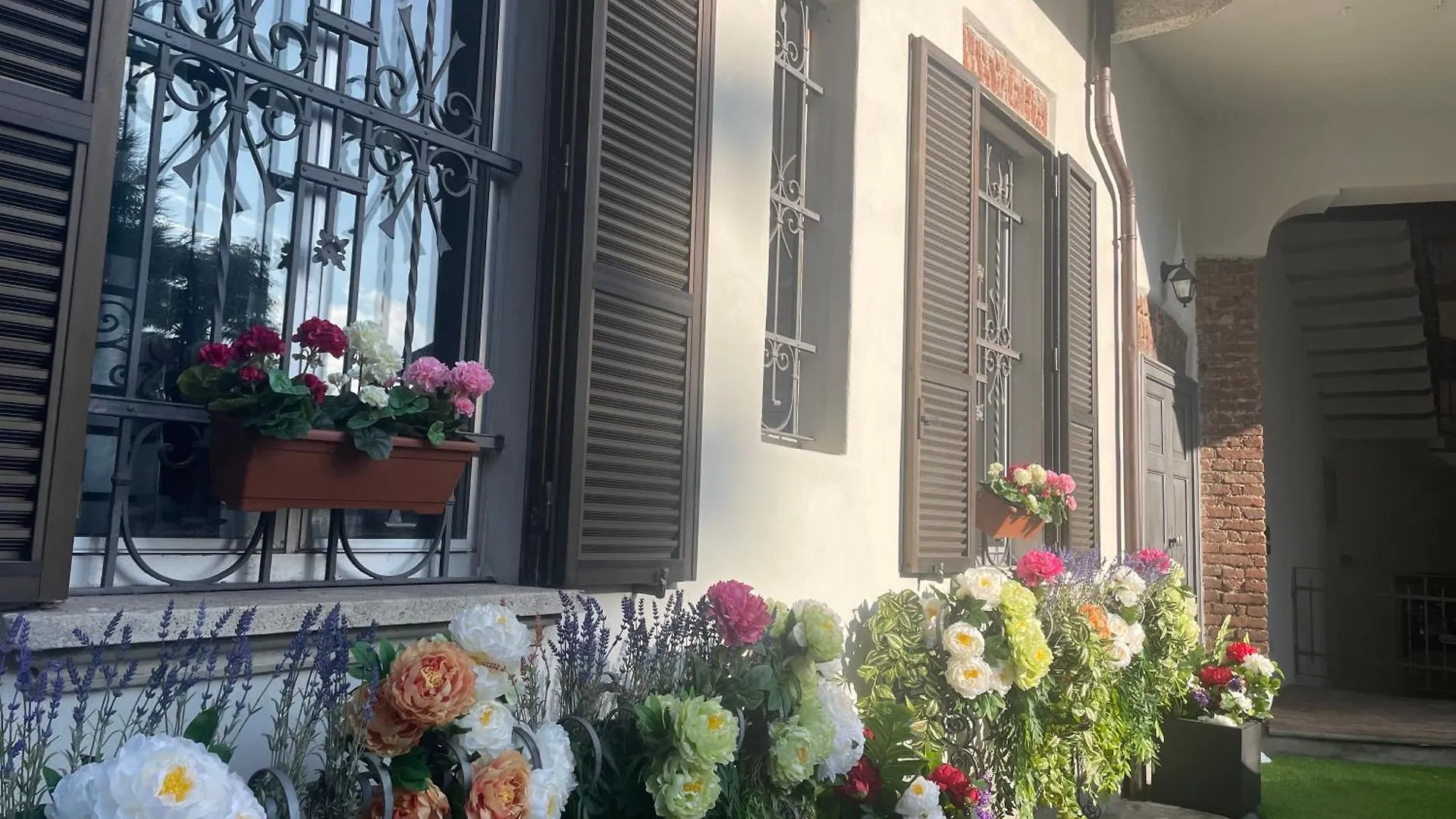 Villa Simona Malpensa 갈라라테